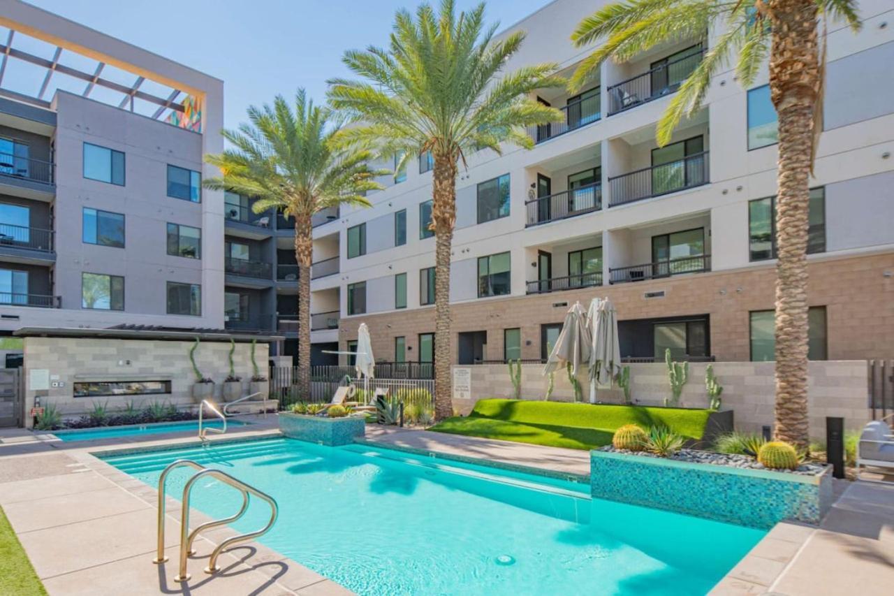 Stylish 1Bd - Pool, Gym, Parking, W-D - Sleeps 4 Apartment Tempe Exterior photo